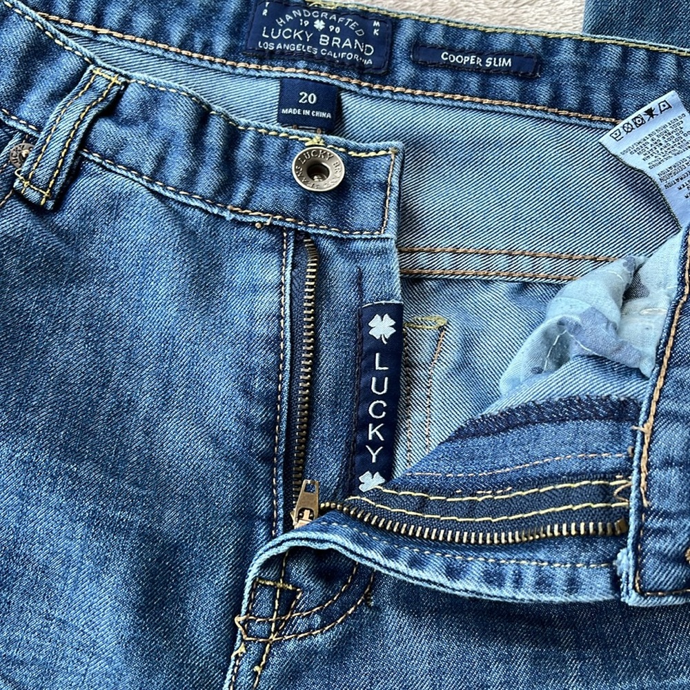 Lucky Brand Cooper Slim Jeans, Size 20 - Picture 12 of 13